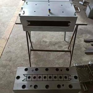 WPC/PVC Profile Mold